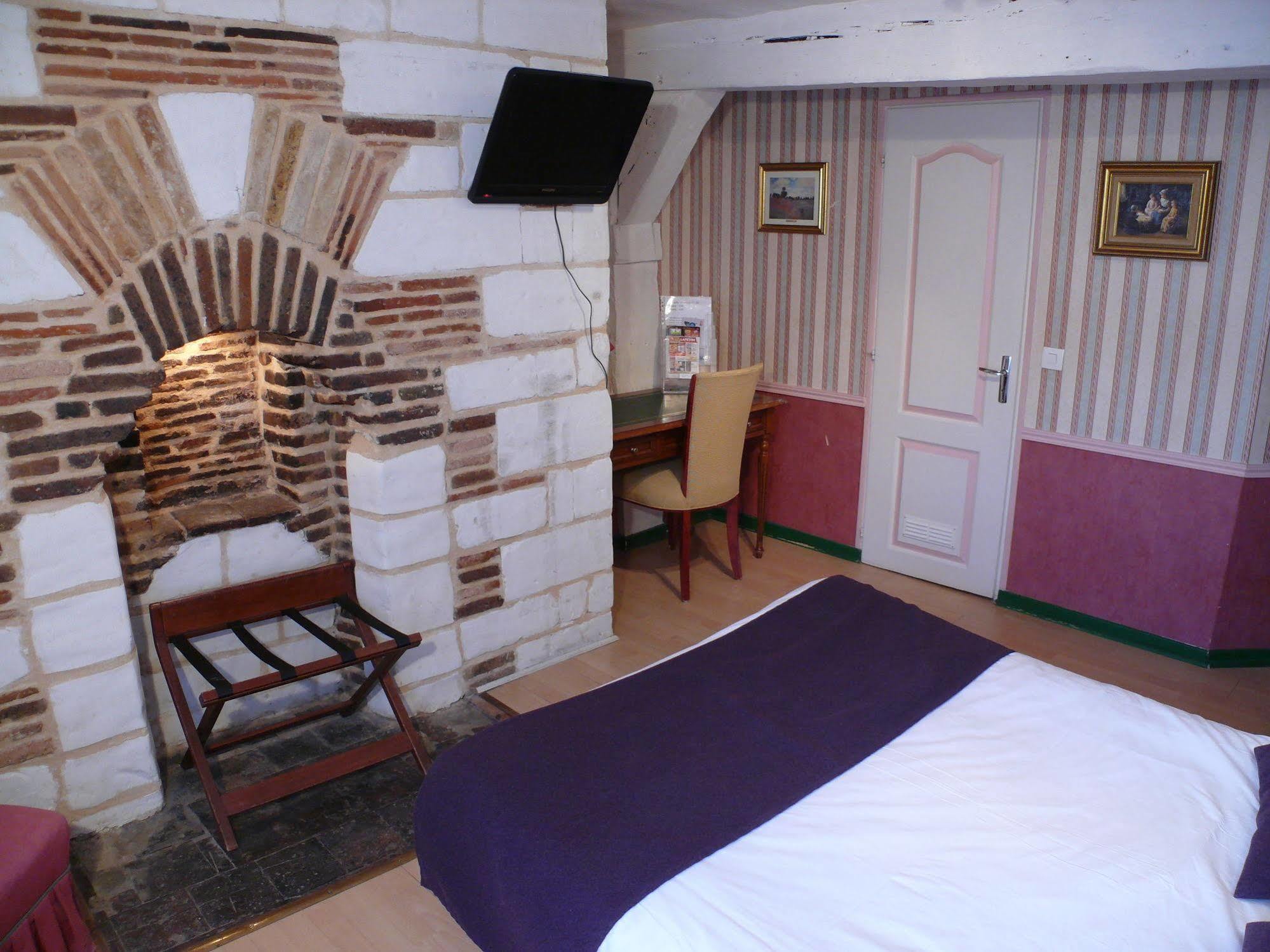 Brit Hotel Comtes De Champagne - Troyes Centre Historique Exterior foto